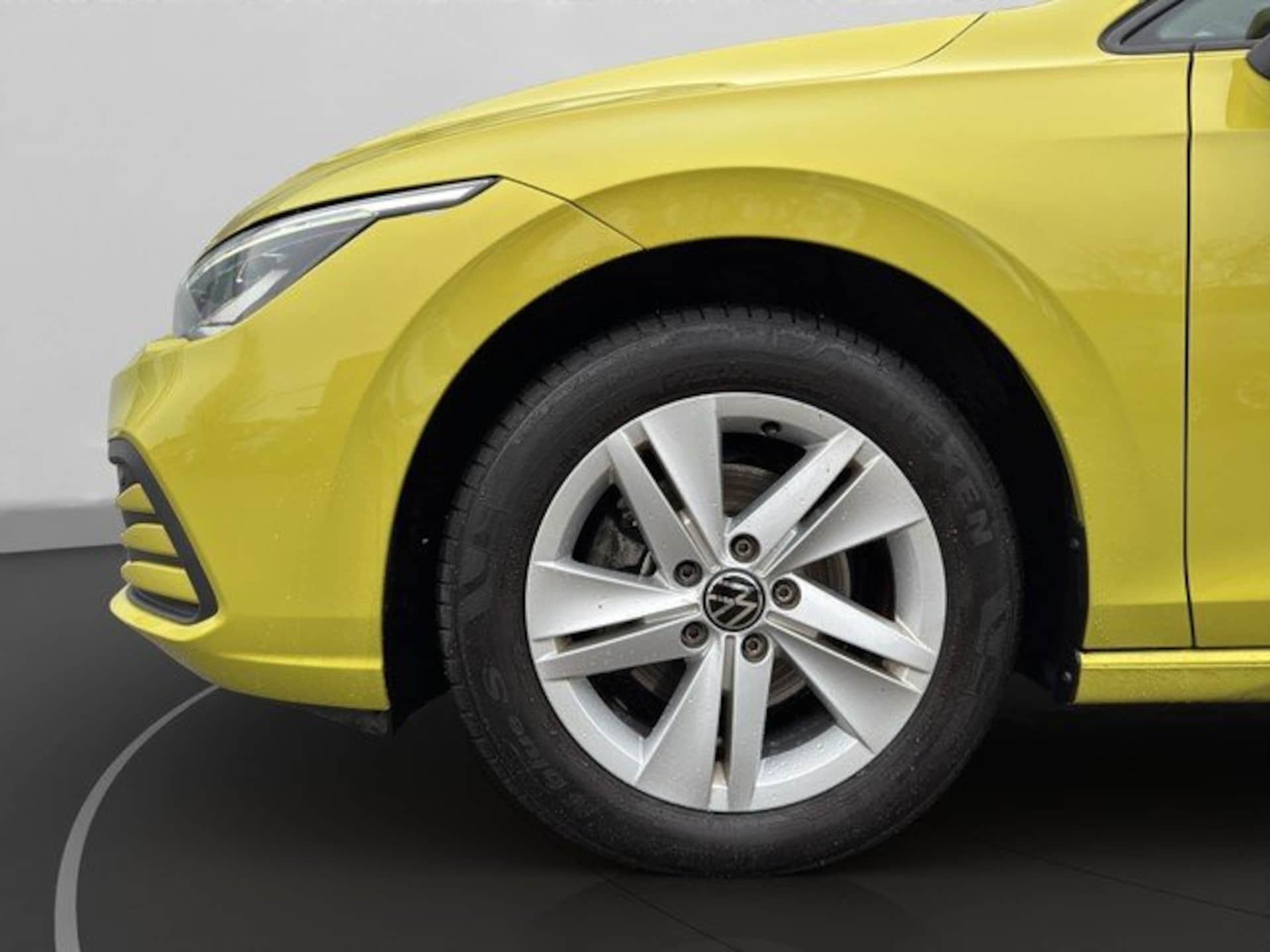 Volkswagen Golf Life