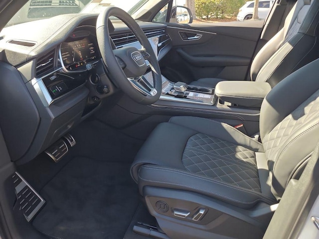 2026 Audi SQ7 Premium Plus - Photo 6