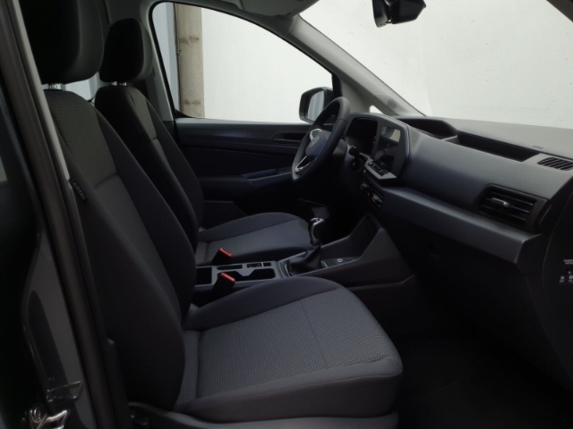 Volkswagen Caddy Basis-Modell