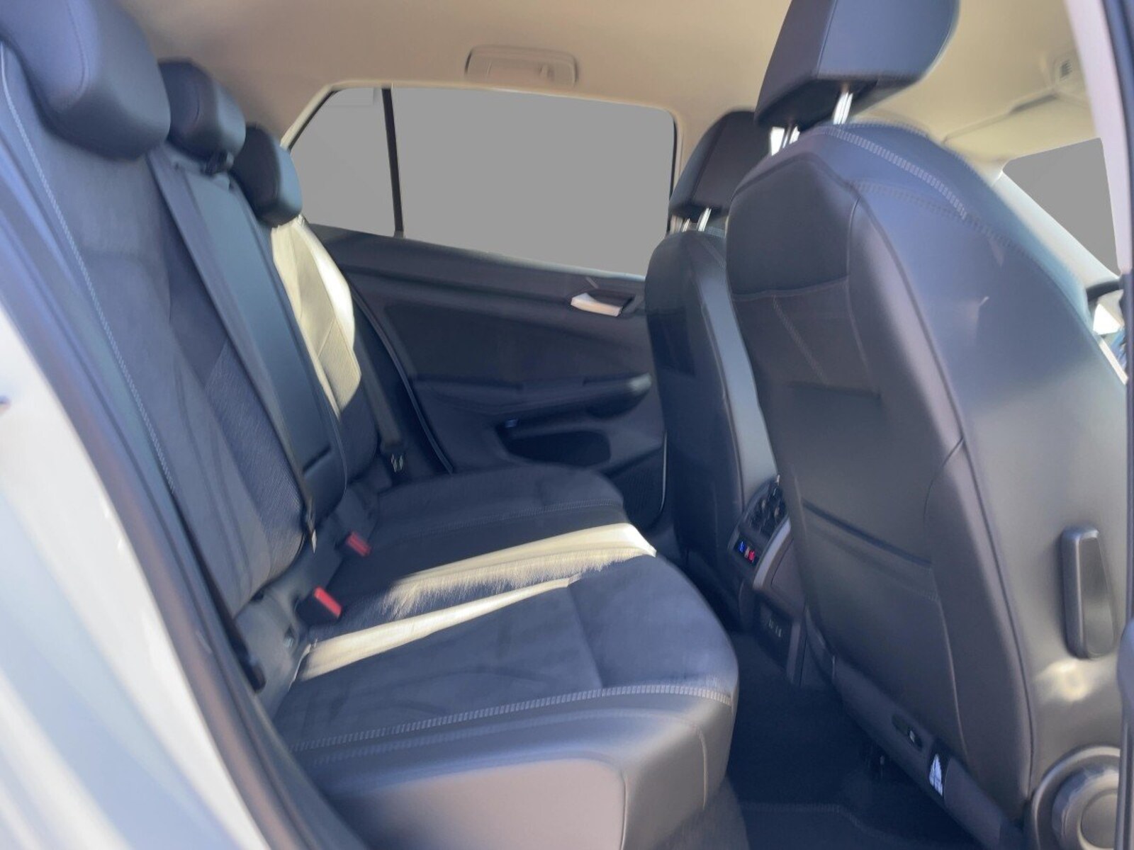Volkswagen Golf – Bild 9