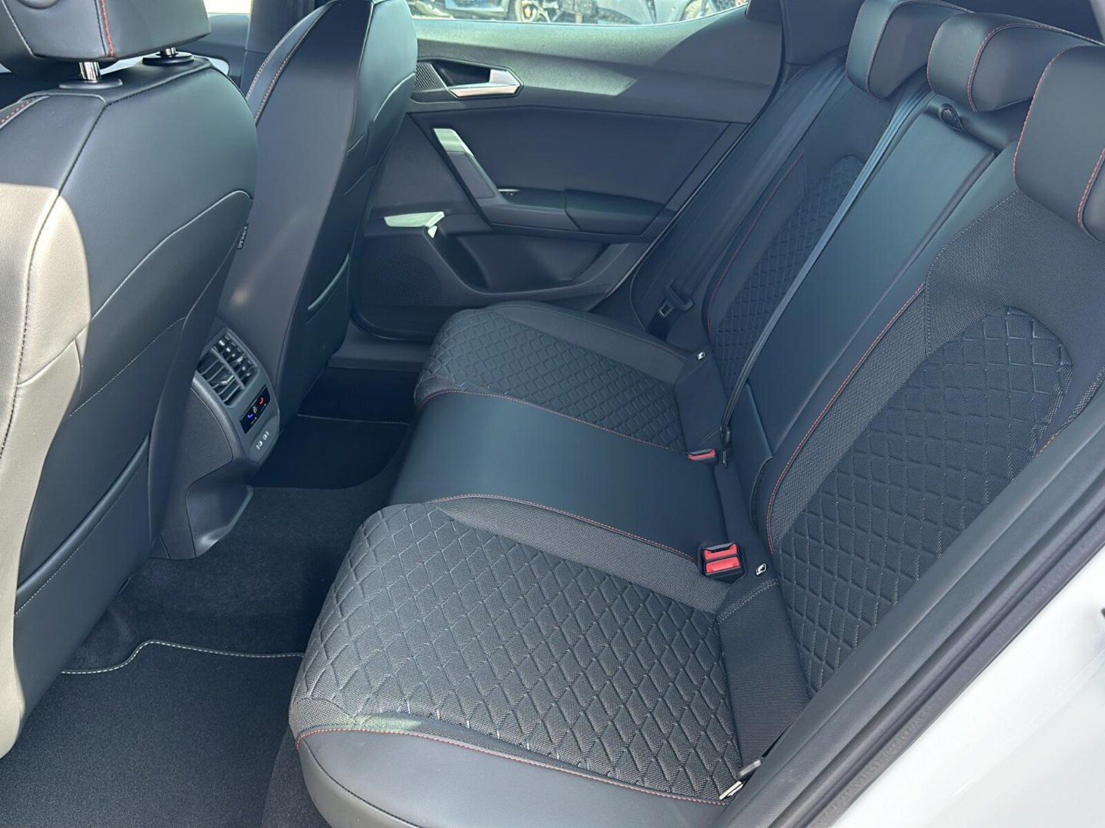 SEAT Leon – Bild 11