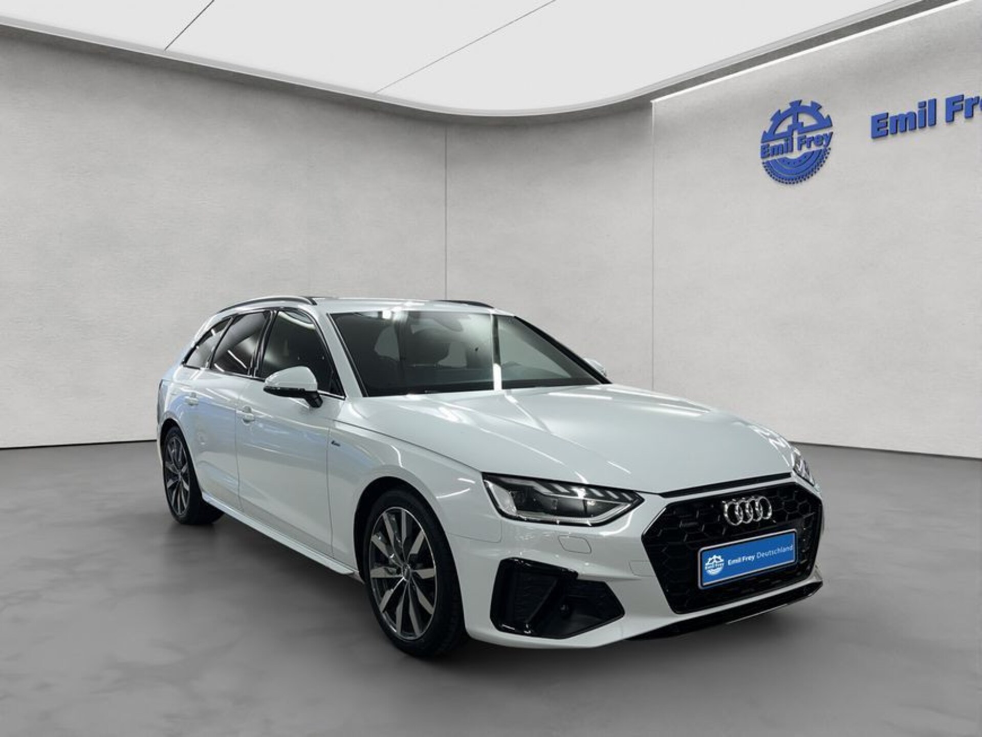 Audi A4 Avant S line