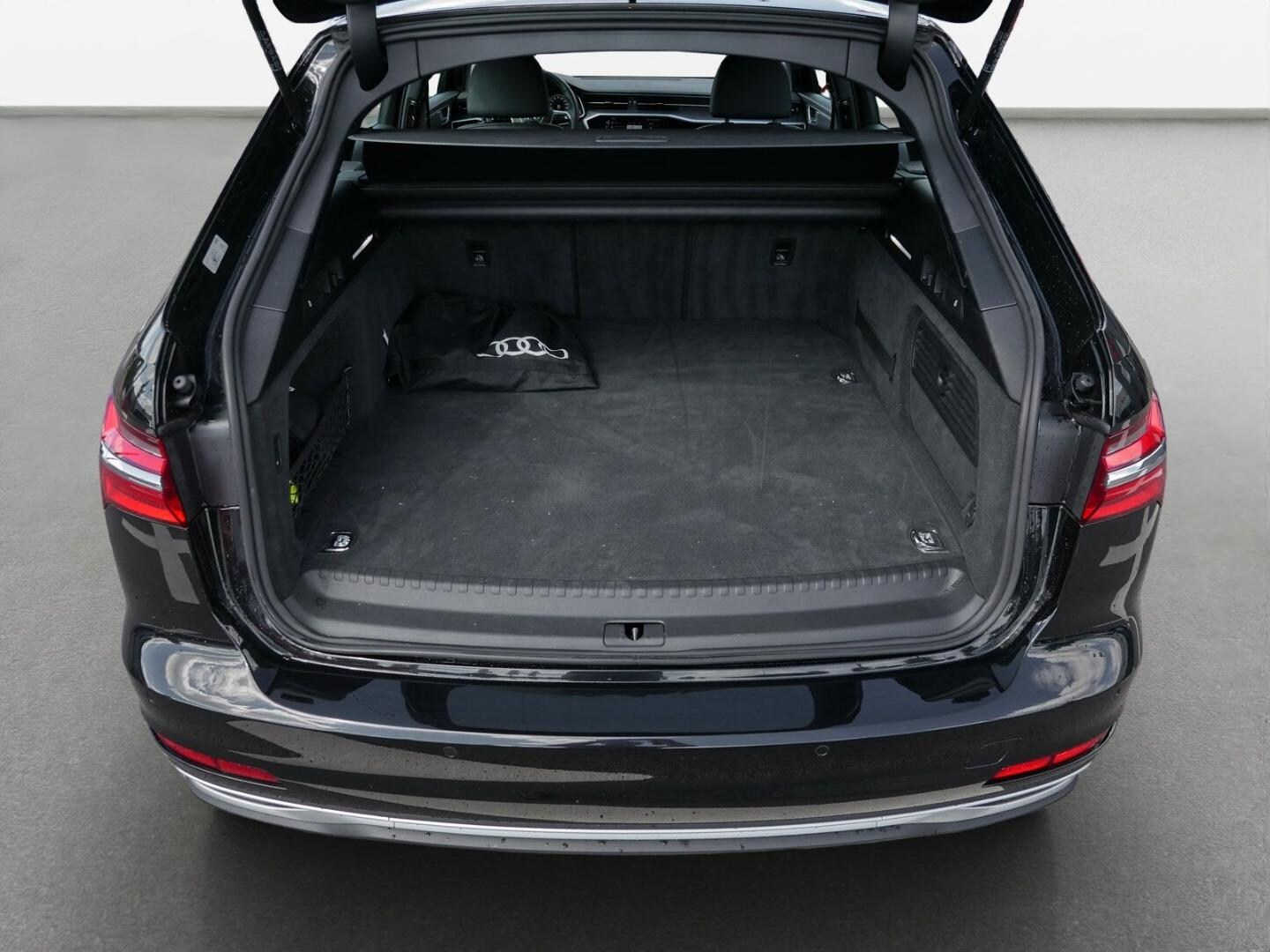 Bild über Audi A6 Avant TFSI e advanced 50 TFSI e quattro S tronic - für weitere Informationen kontaktieren Sie den Audi Partner