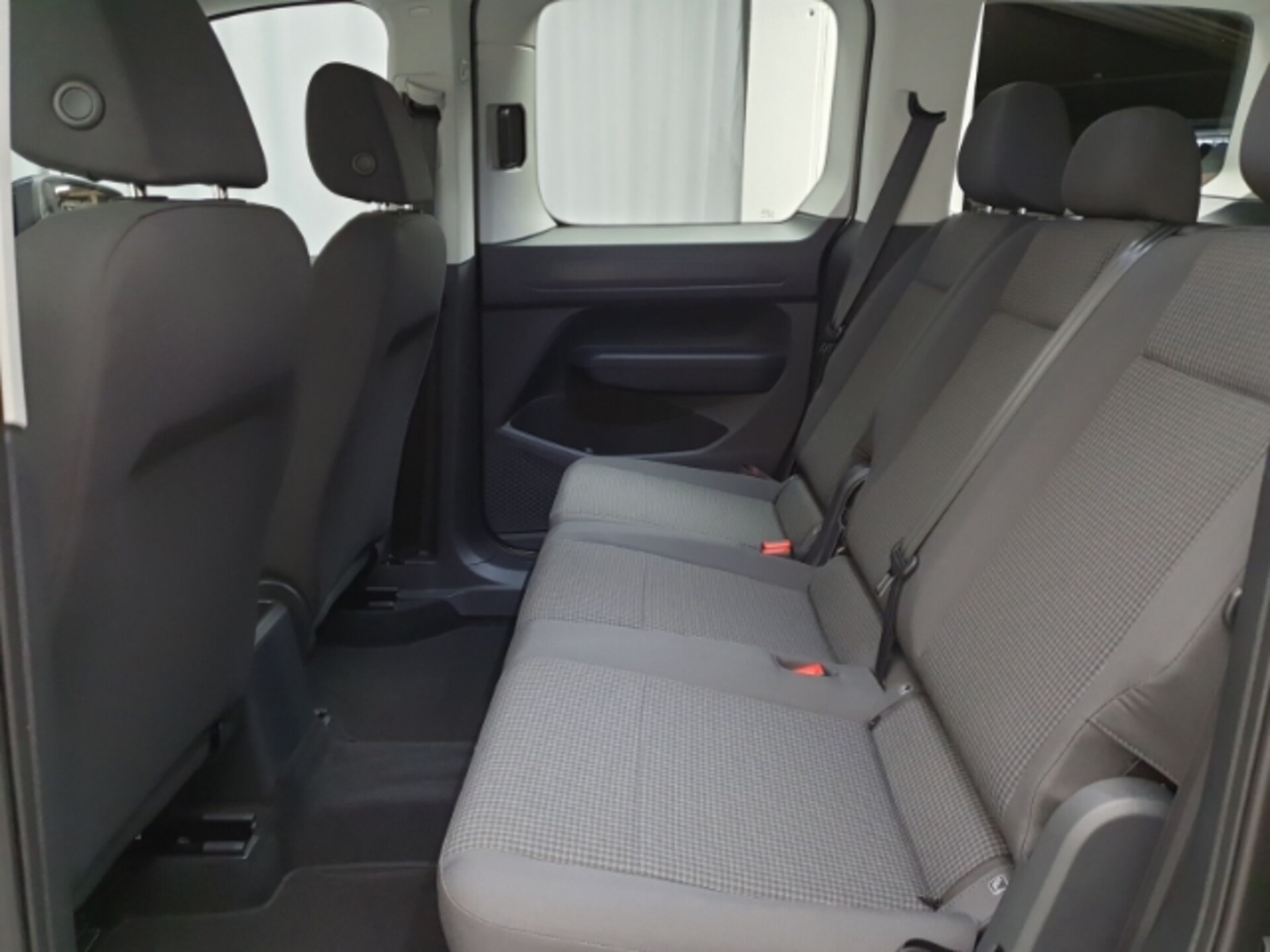 Volkswagen Caddy Basis-Modell