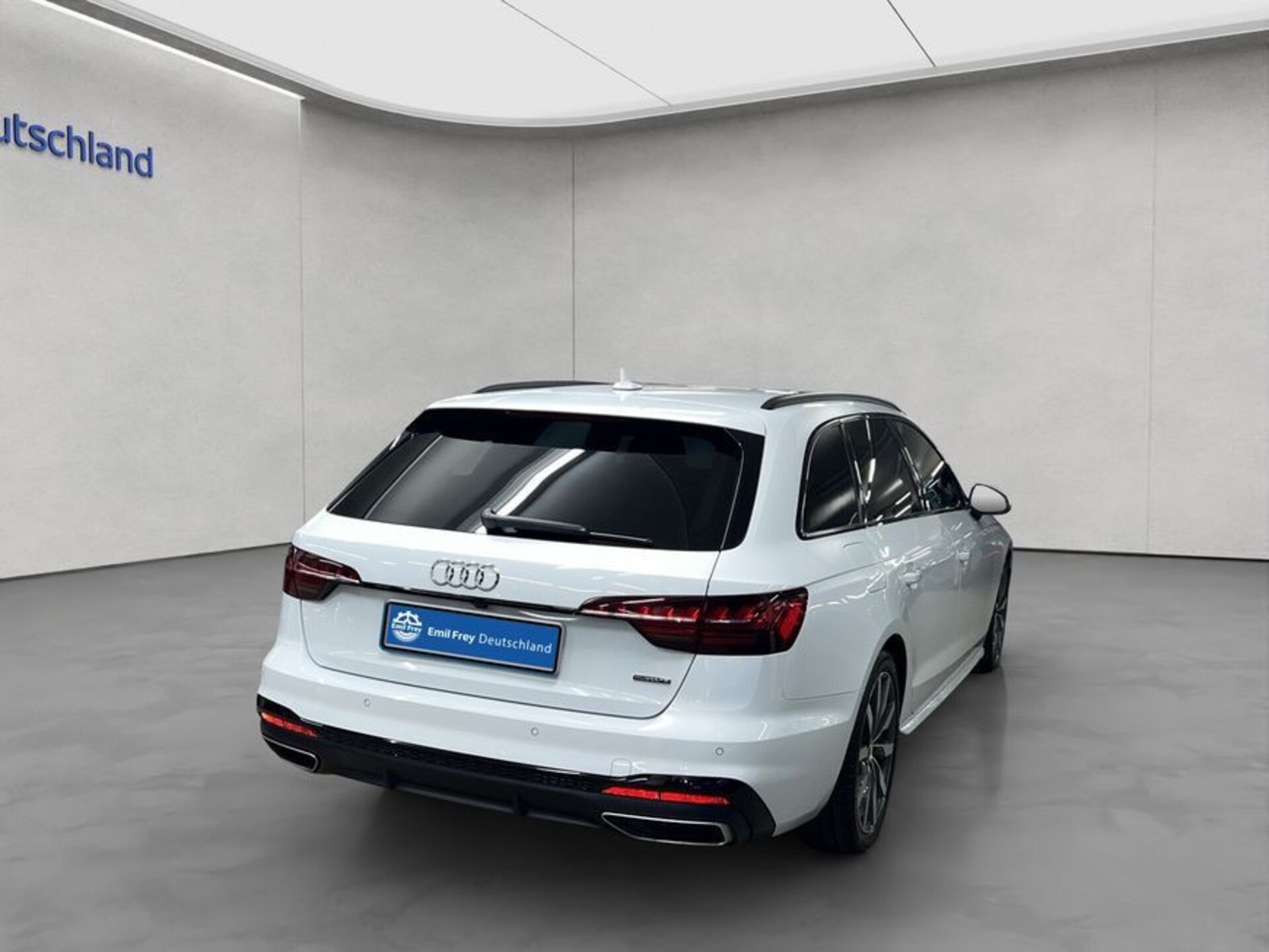 Audi A4 Avant S line