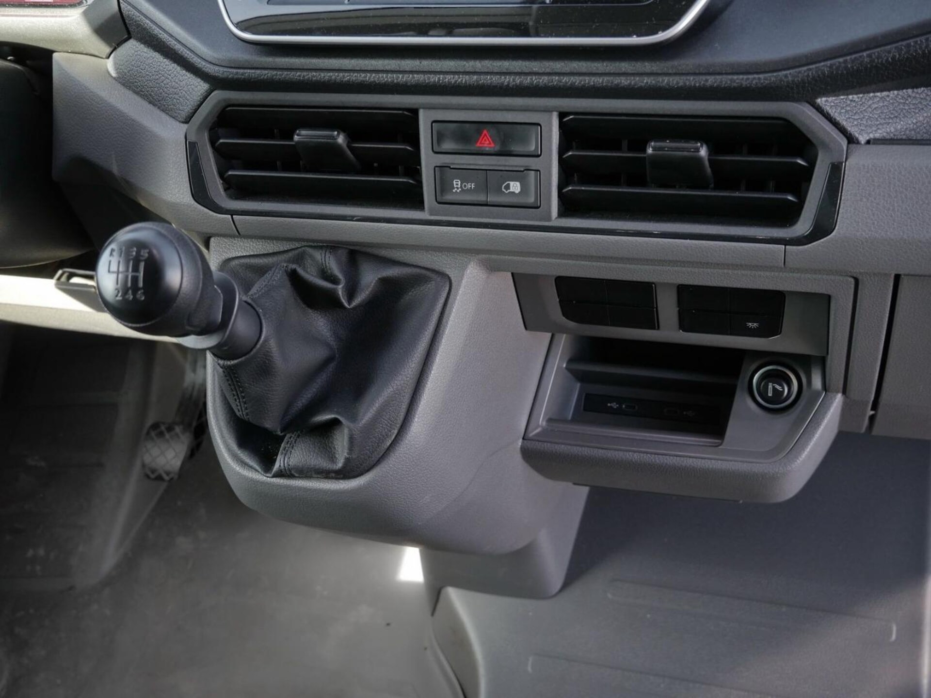 Volkswagen Crafter Kasten langer Radstand