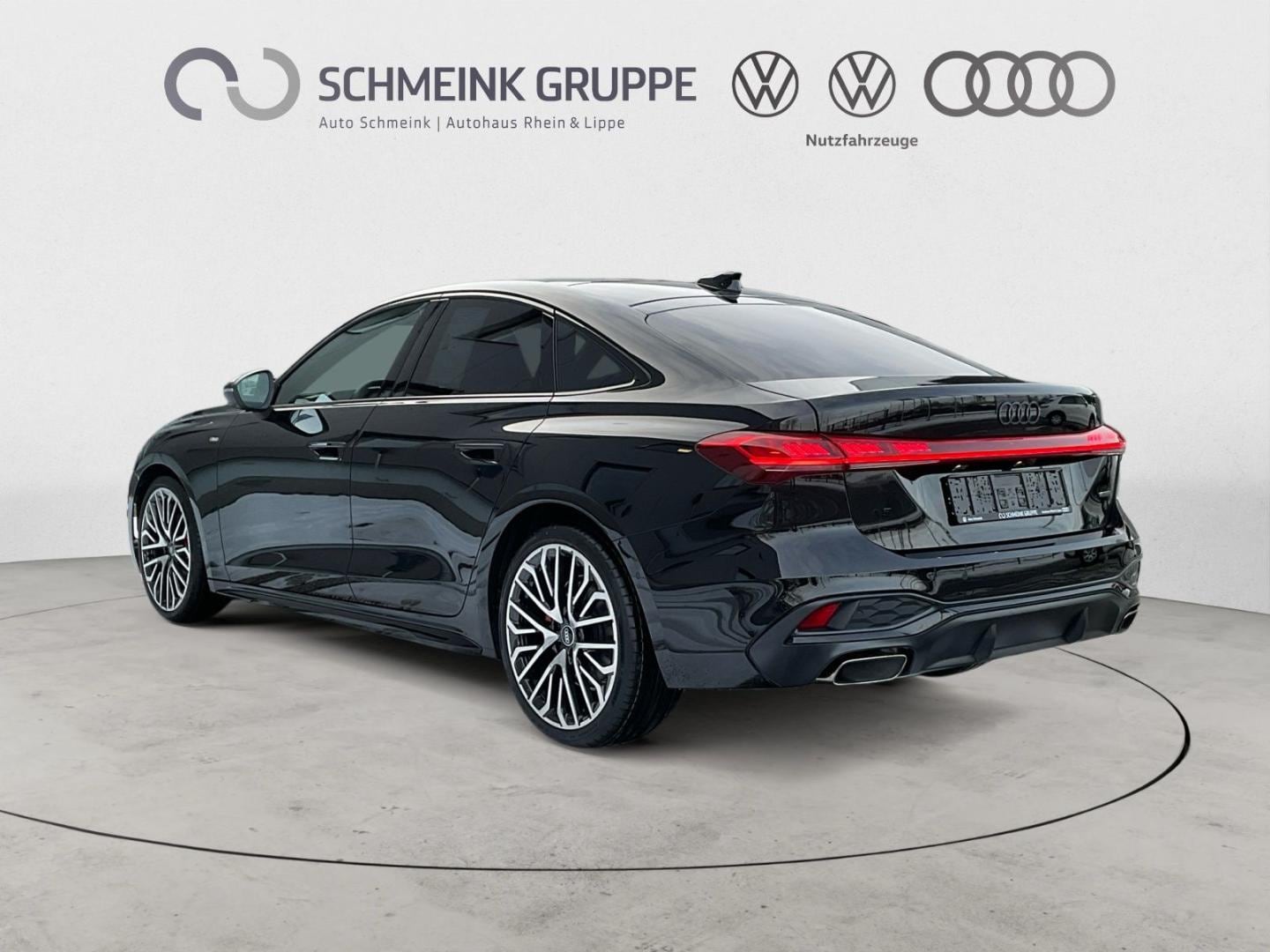 Bild über Audi A5 Limousine TFSI quattro 150 kW S tronic - für weitere Informationen kontaktieren Sie den Audi Partner