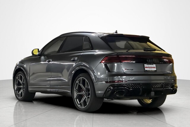 2026 Audi RS Q8 SUV performance