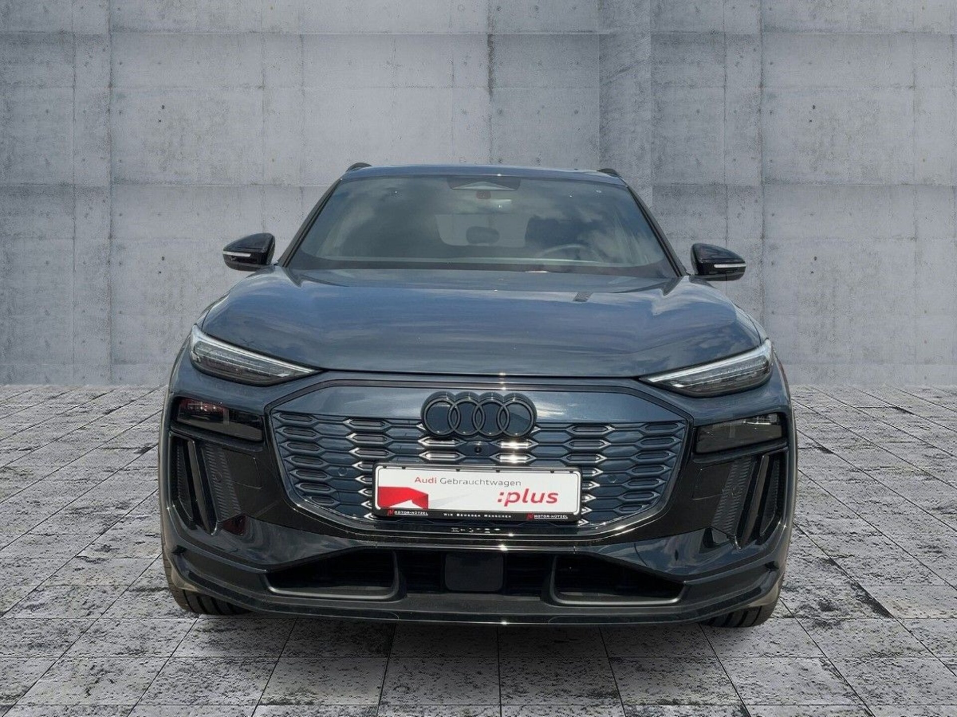 Audi SQ6 SUV e-tron