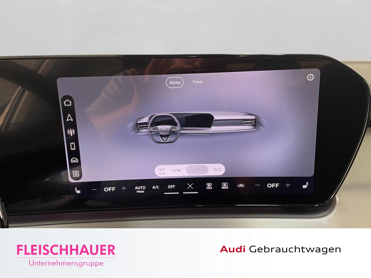 Bild über Audi Q3 SUV TFSI 110 kW S tronic - für weitere Informationen kontaktieren Sie den Audi Partner