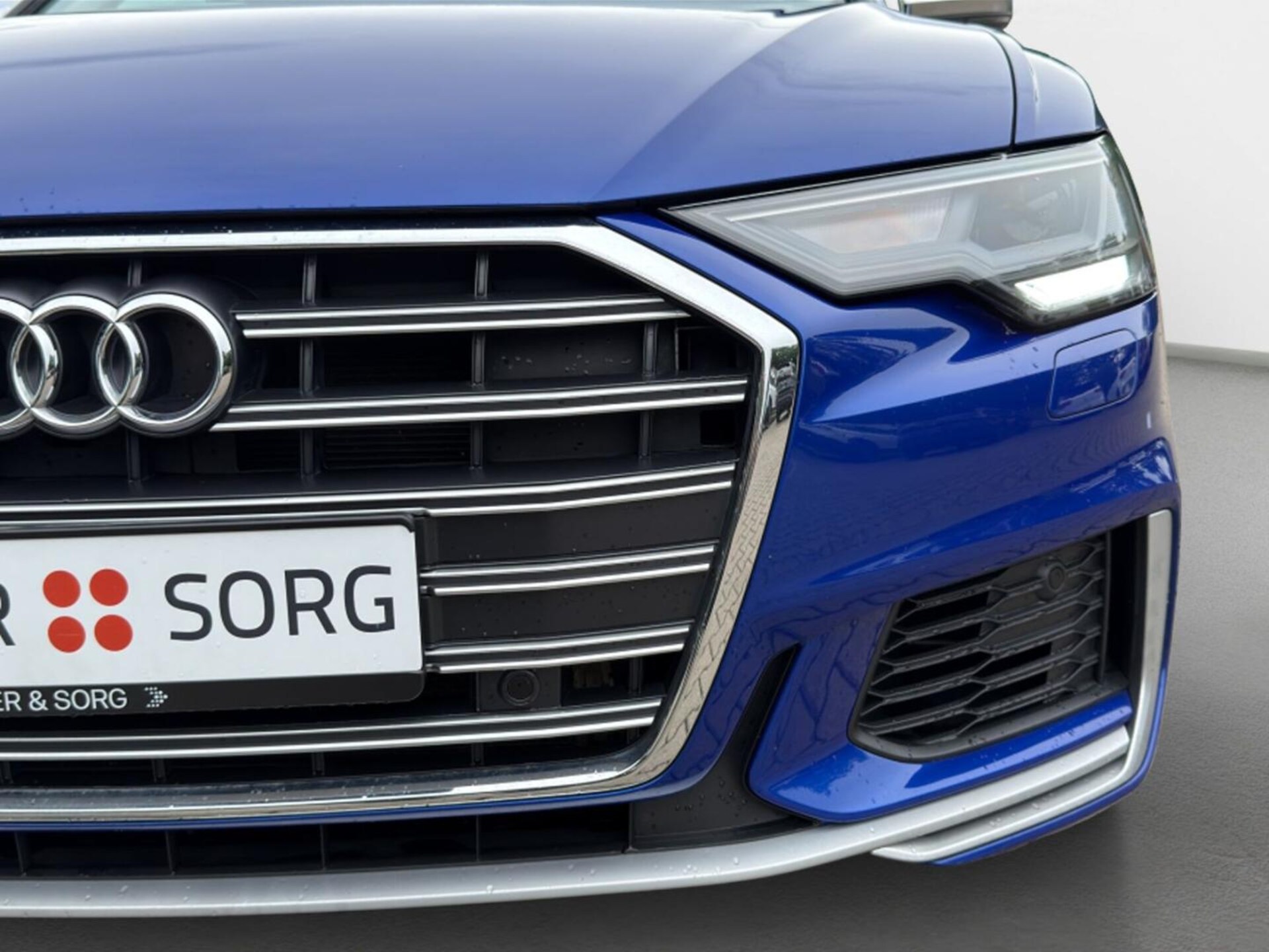 Audi S6 Avant