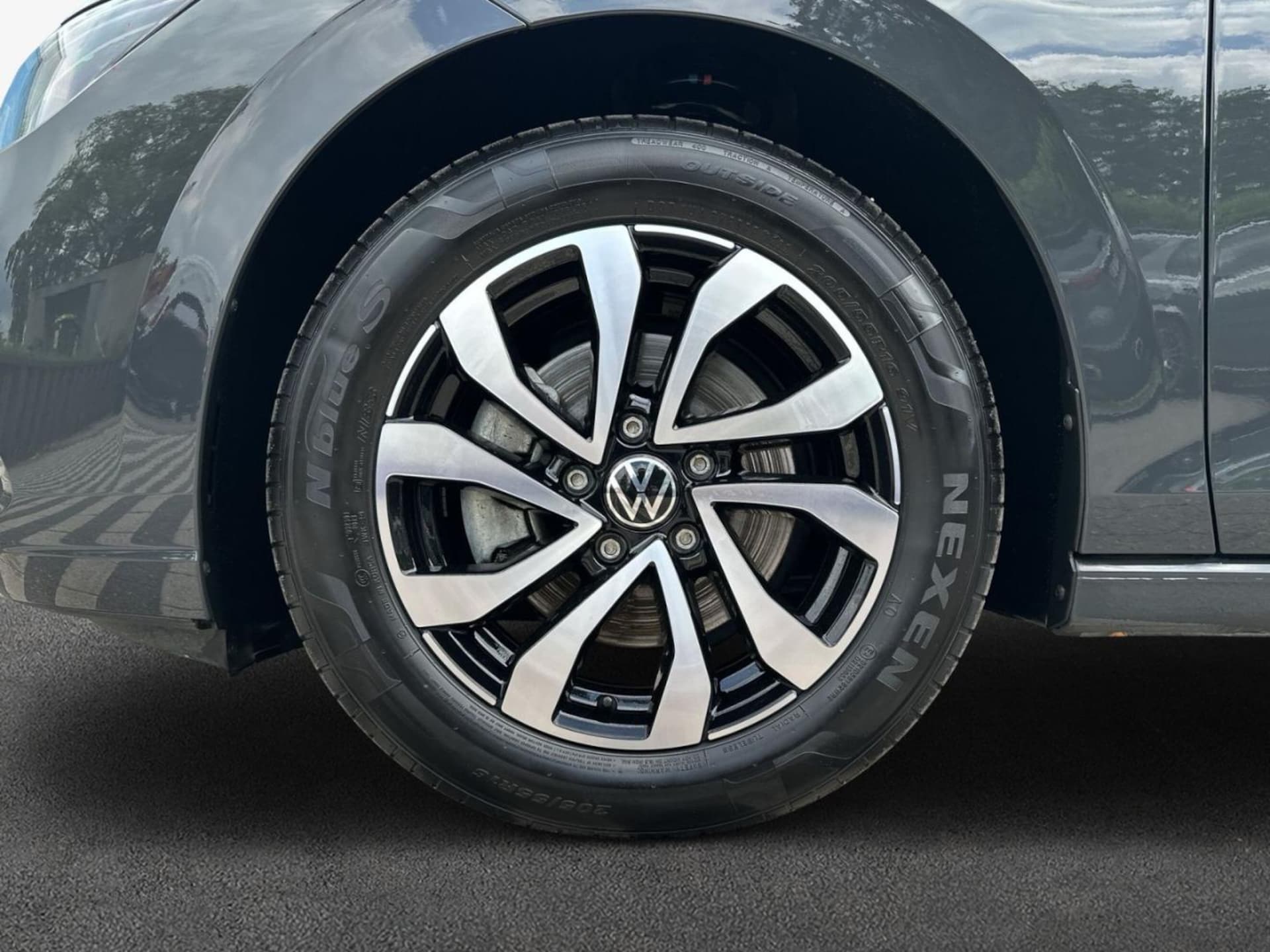 Volkswagen Golf Active