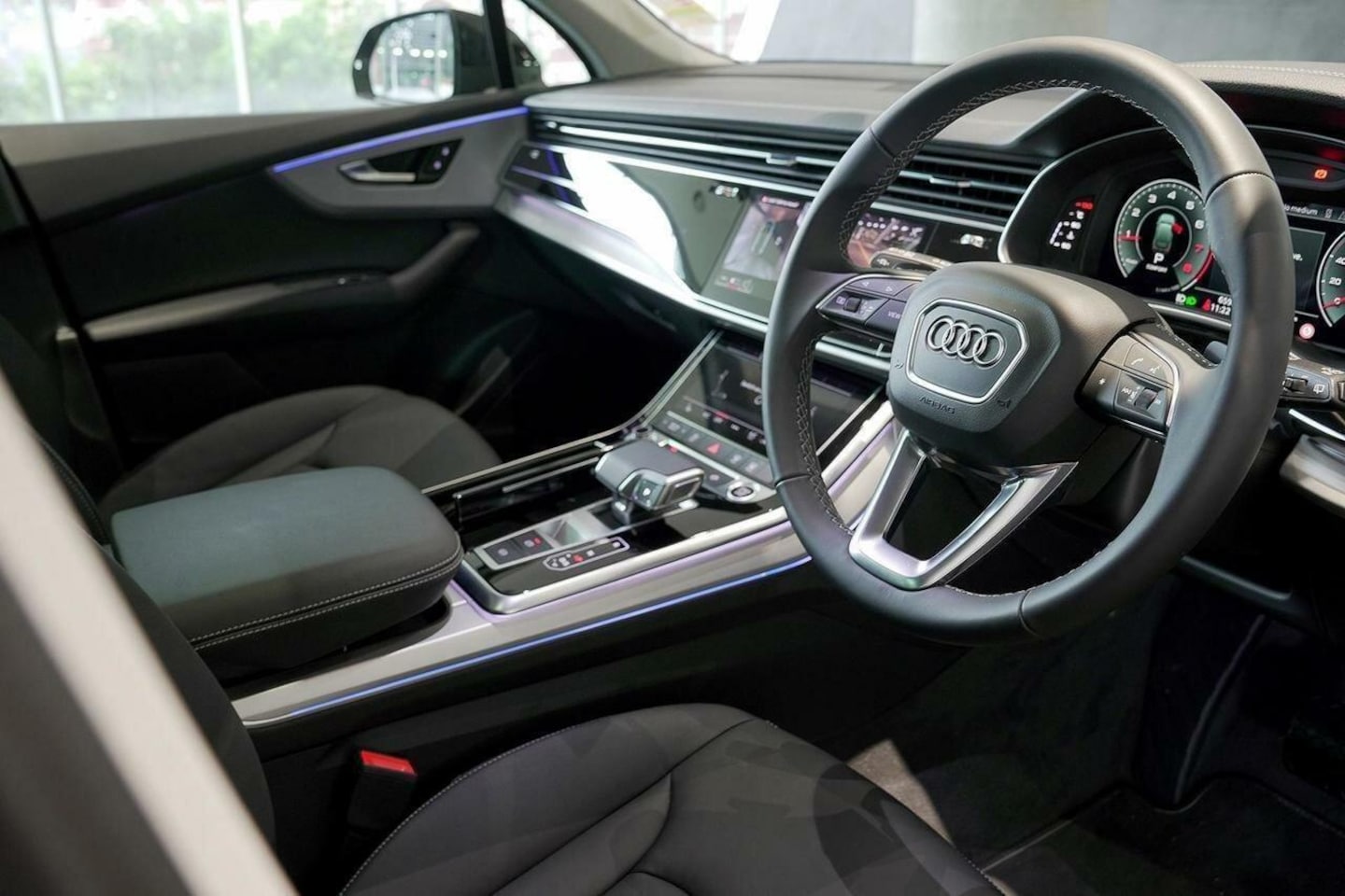 Image about Audi Q7 SUV TFSI quattro tiptronic