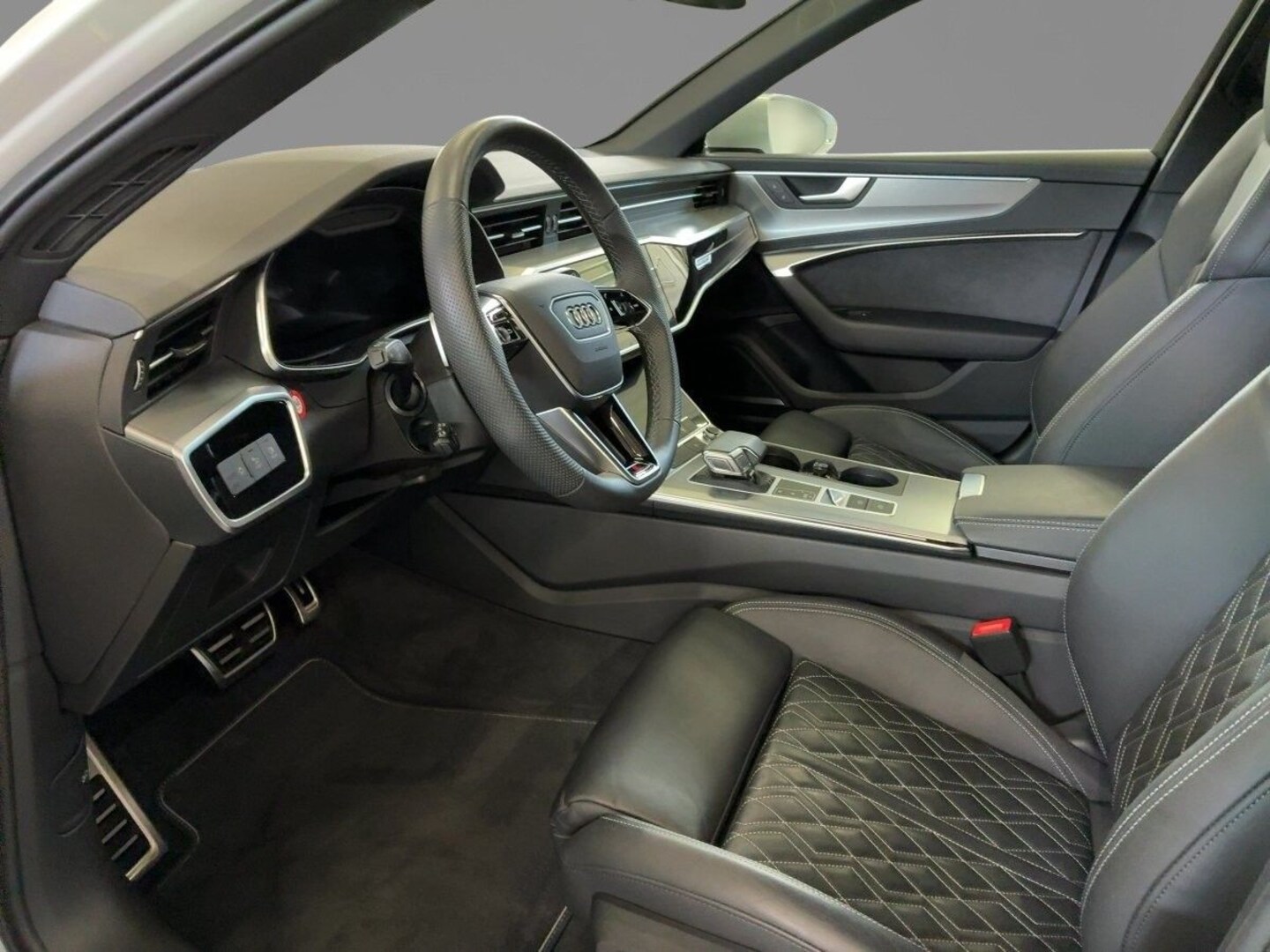 Bild über Audi S6 Avant S6 Avant TDI 253(344) kW(PS) tiptronic - für weitere Informationen kontaktieren Sie den Audi Partner