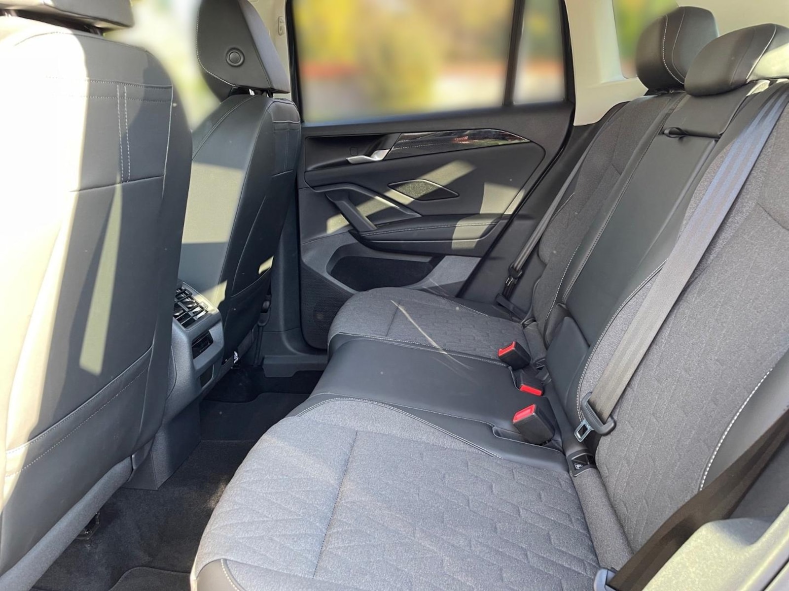 Volkswagen Tiguan – Bild 13