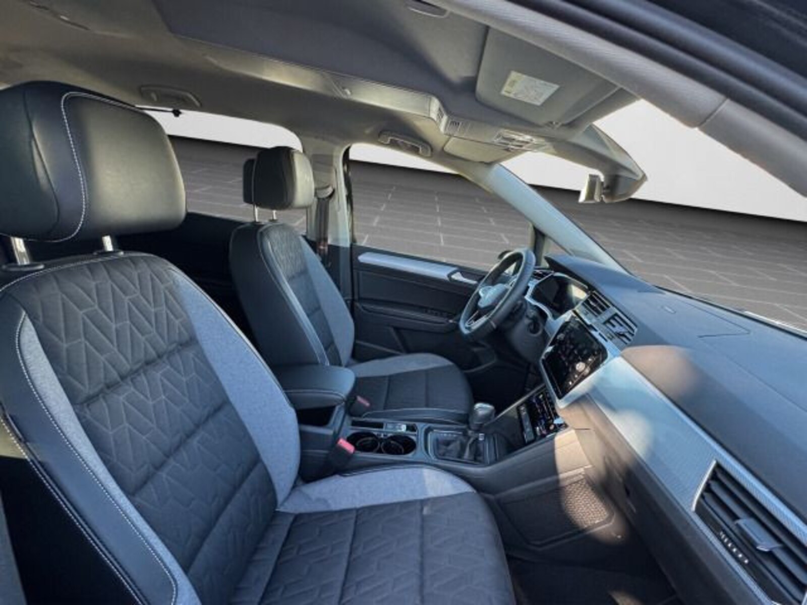 Volkswagen Touran – Bild 4