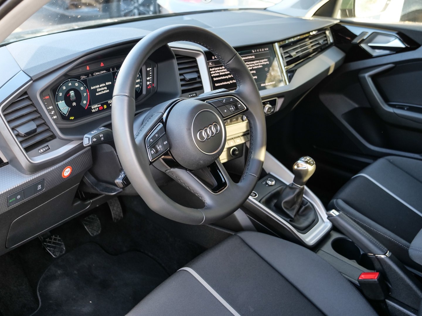 Bild über Audi A1 Sportback advanced 30 TFSI Schaltgetriebe - für weitere Informationen kontaktieren Sie den Audi Partner
