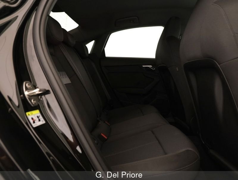 Image about Audi A3 Sedan S line edition 30 TFSI 81 kW (110 CV) 6-marce