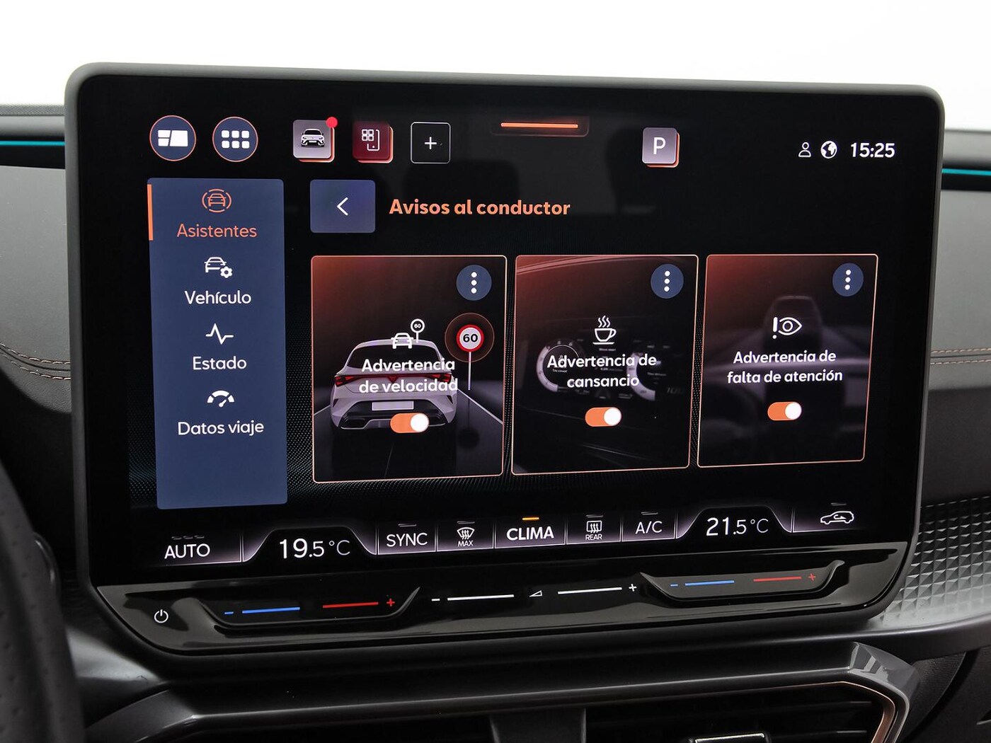 CUPRA Leon León 1.5 eTSI DSG 110 kW (150 CV) — photo 28