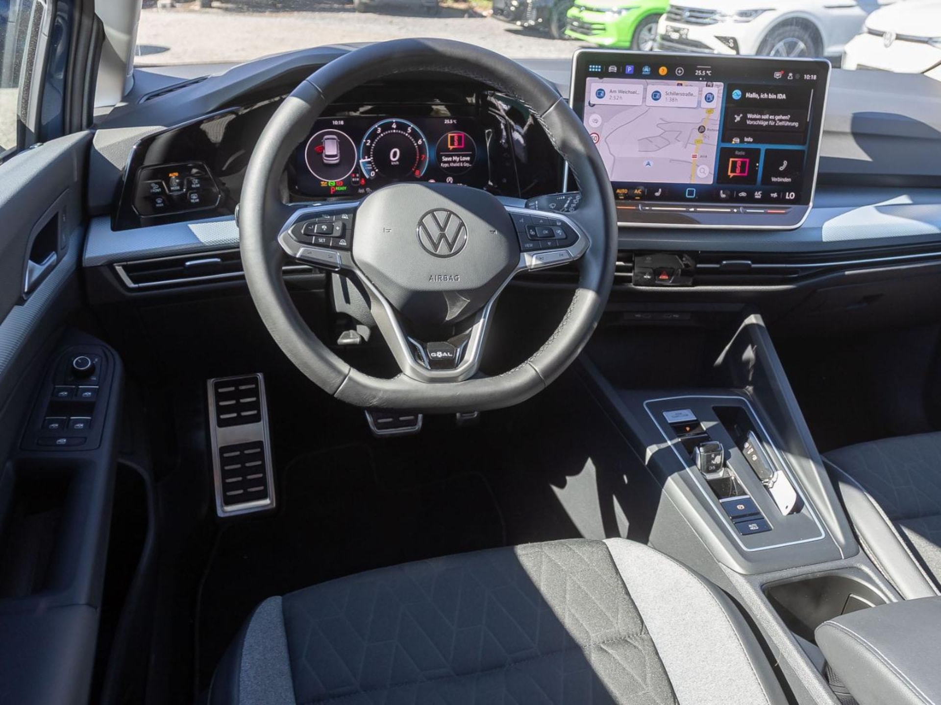 Volkswagen Golf Life