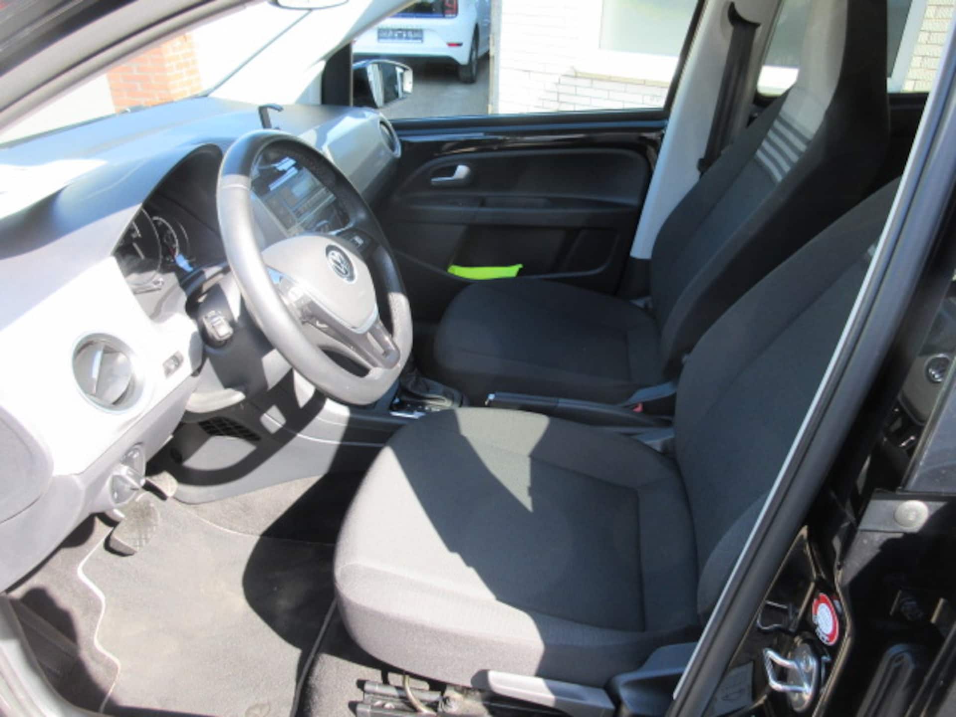 Volkswagen e-up! "Max"