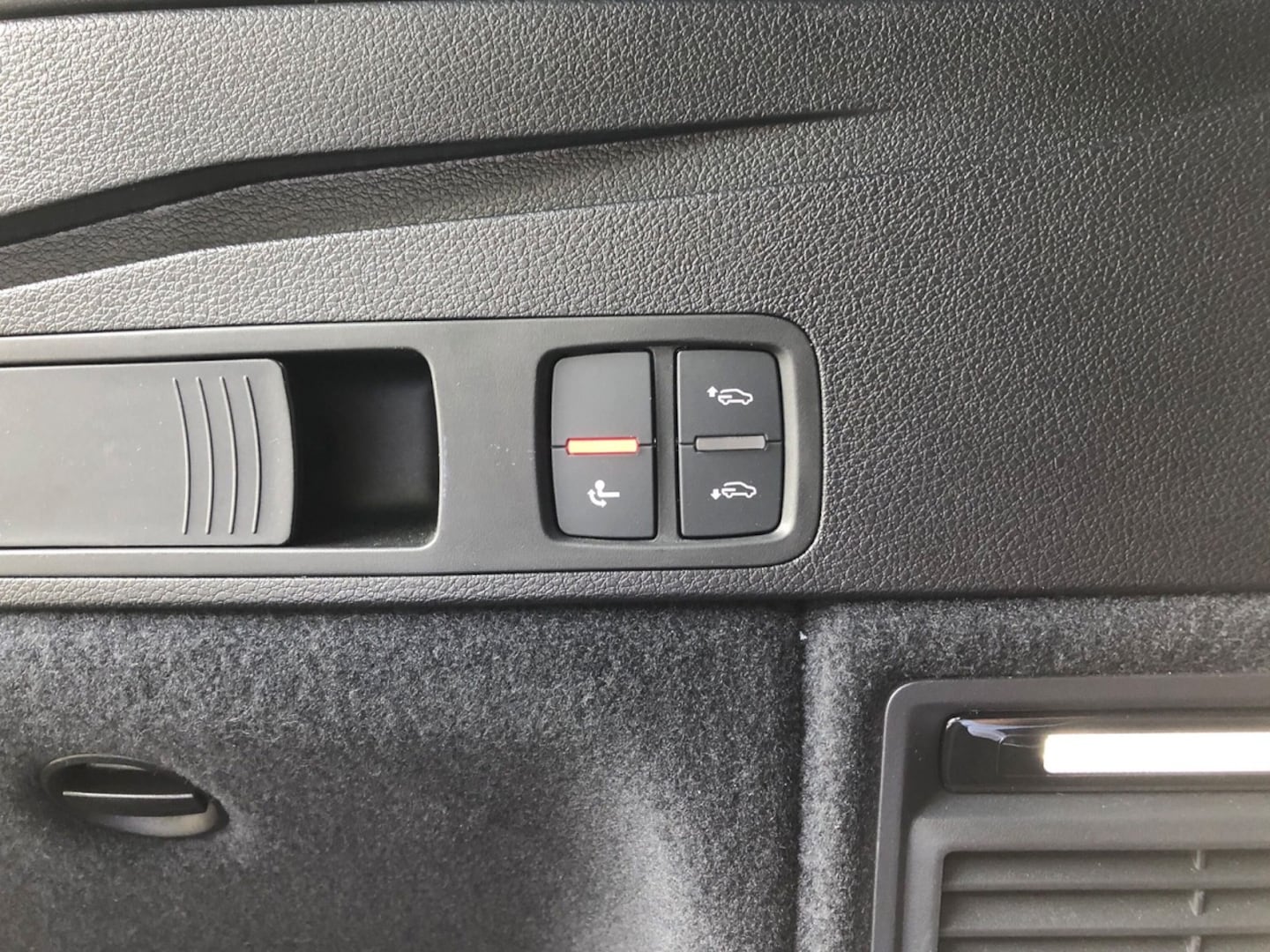 Bild über Audi SQ5 TDI tiptronic - für weitere Informationen kontaktieren Sie den Audi Partner