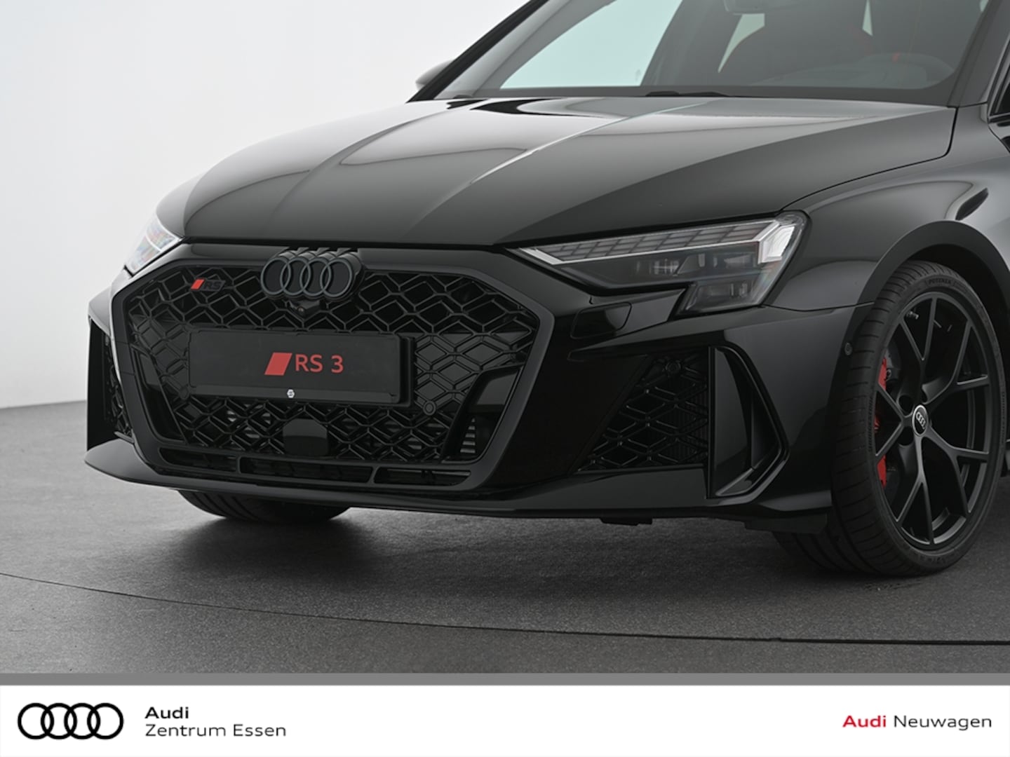 Bild über Audi RS 3 Sportback TFSI quattro 294 kW S tronic - für weitere Informationen kontaktieren Sie den Audi Partner