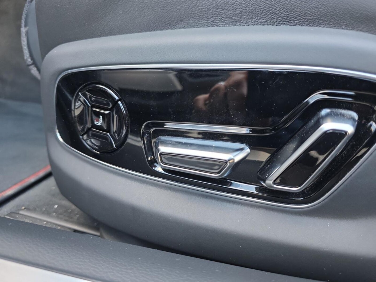 Audi S8 – Bild 18