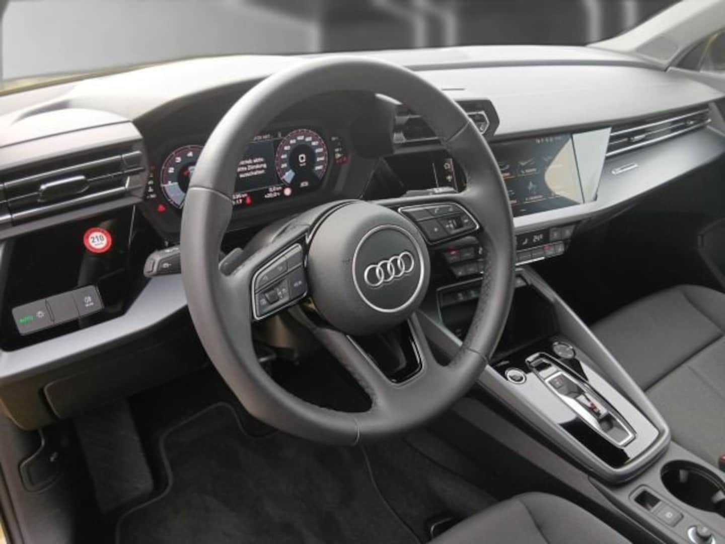 Bild über Audi A3 allstreet 35 TFSI S tronic - für weitere Informationen kontaktieren Sie den Audi Partner