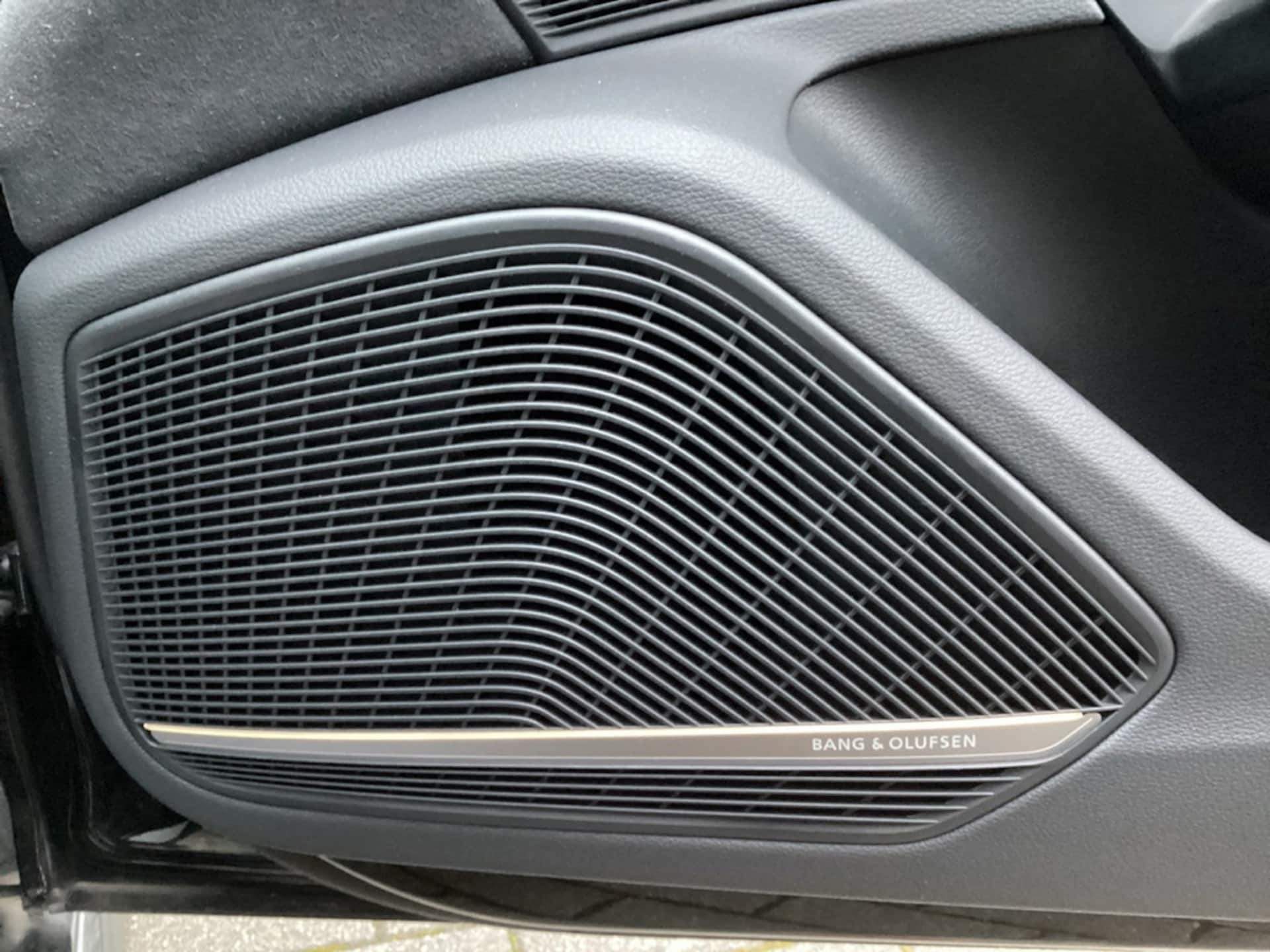 Audi A4 Avant S line