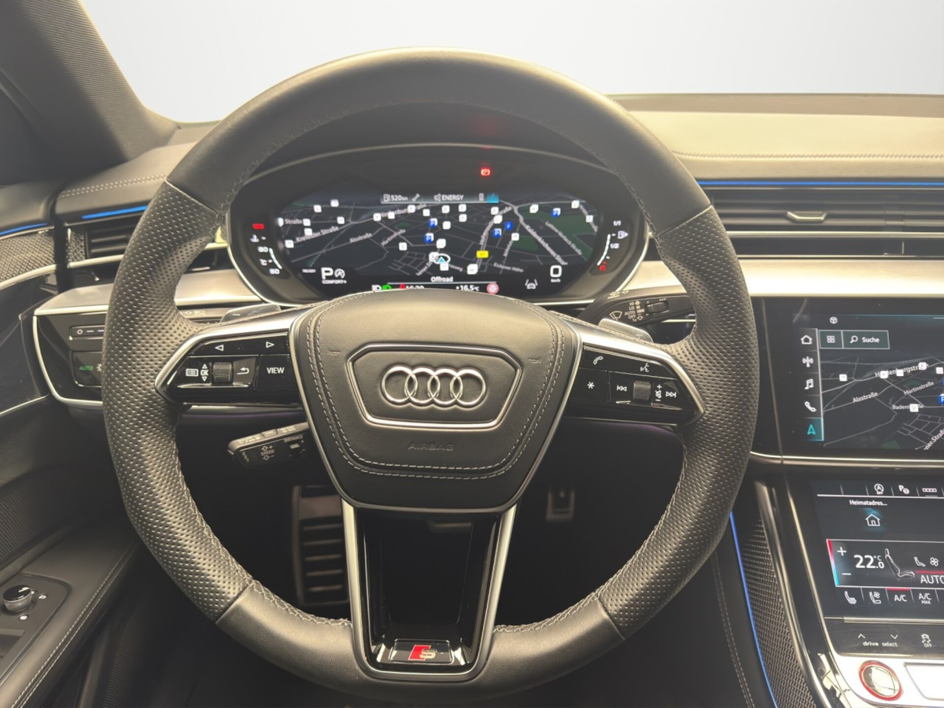Audi S8