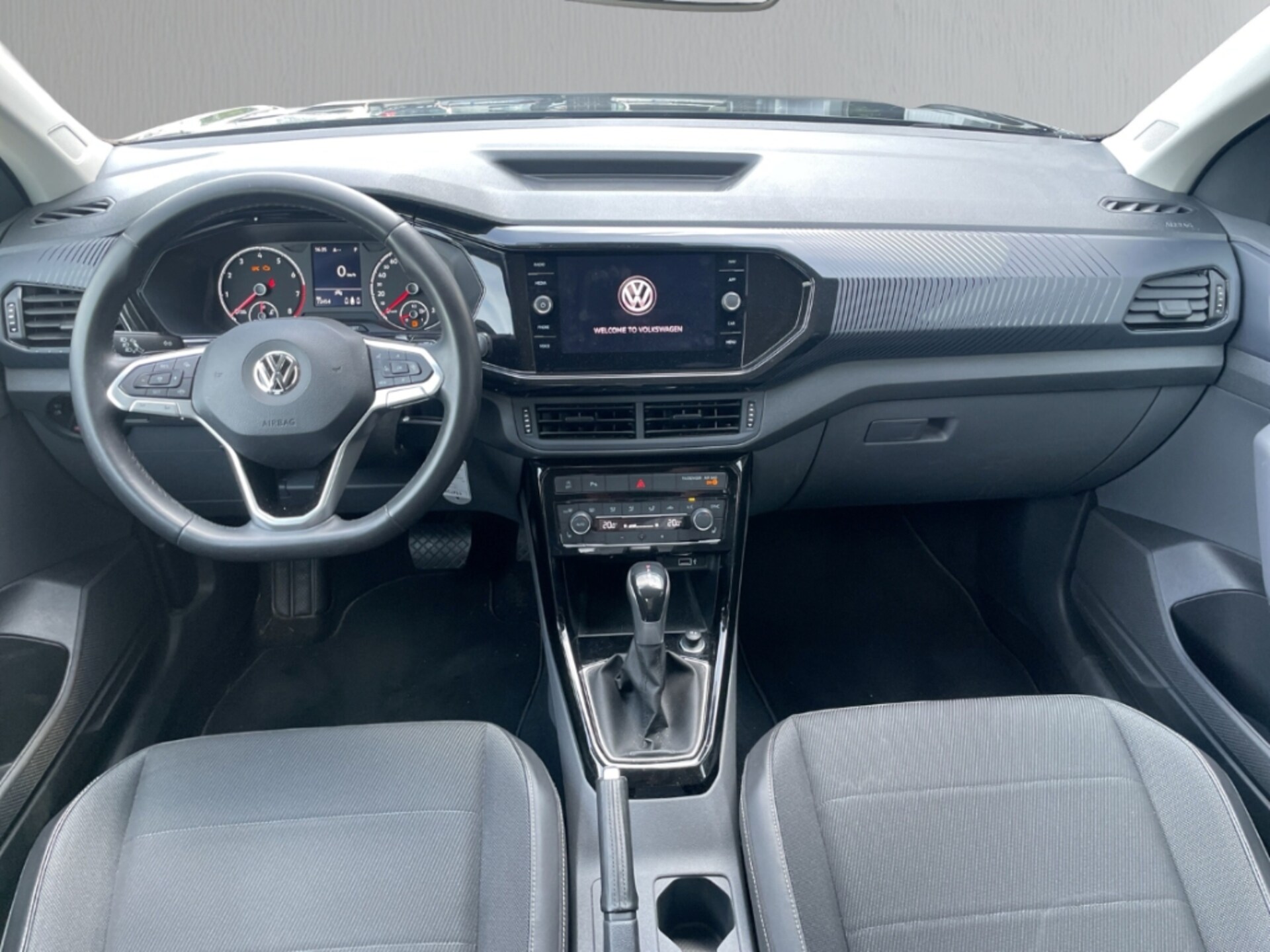 Volkswagen T-Cross Life