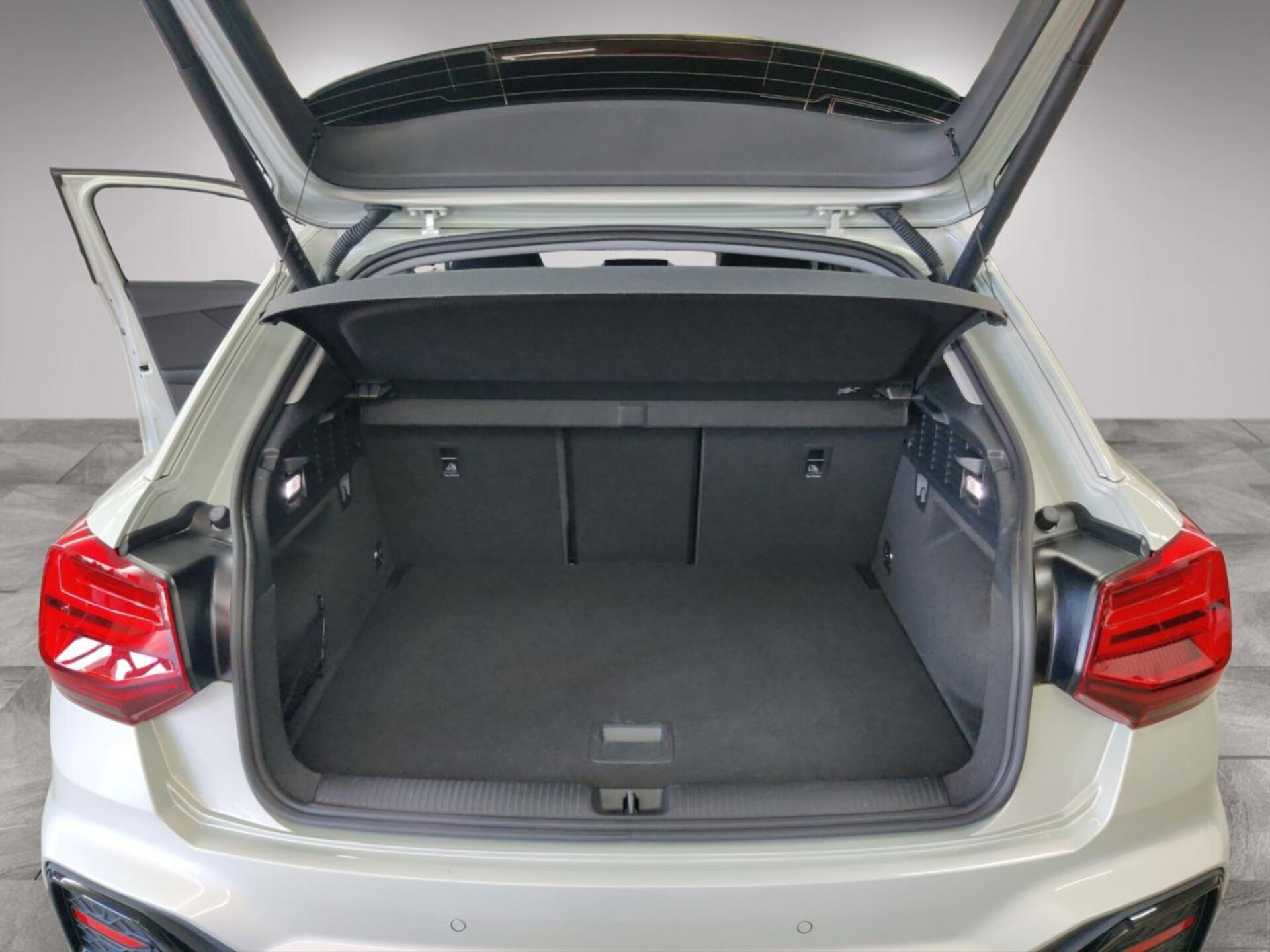 Audi Q2 S line