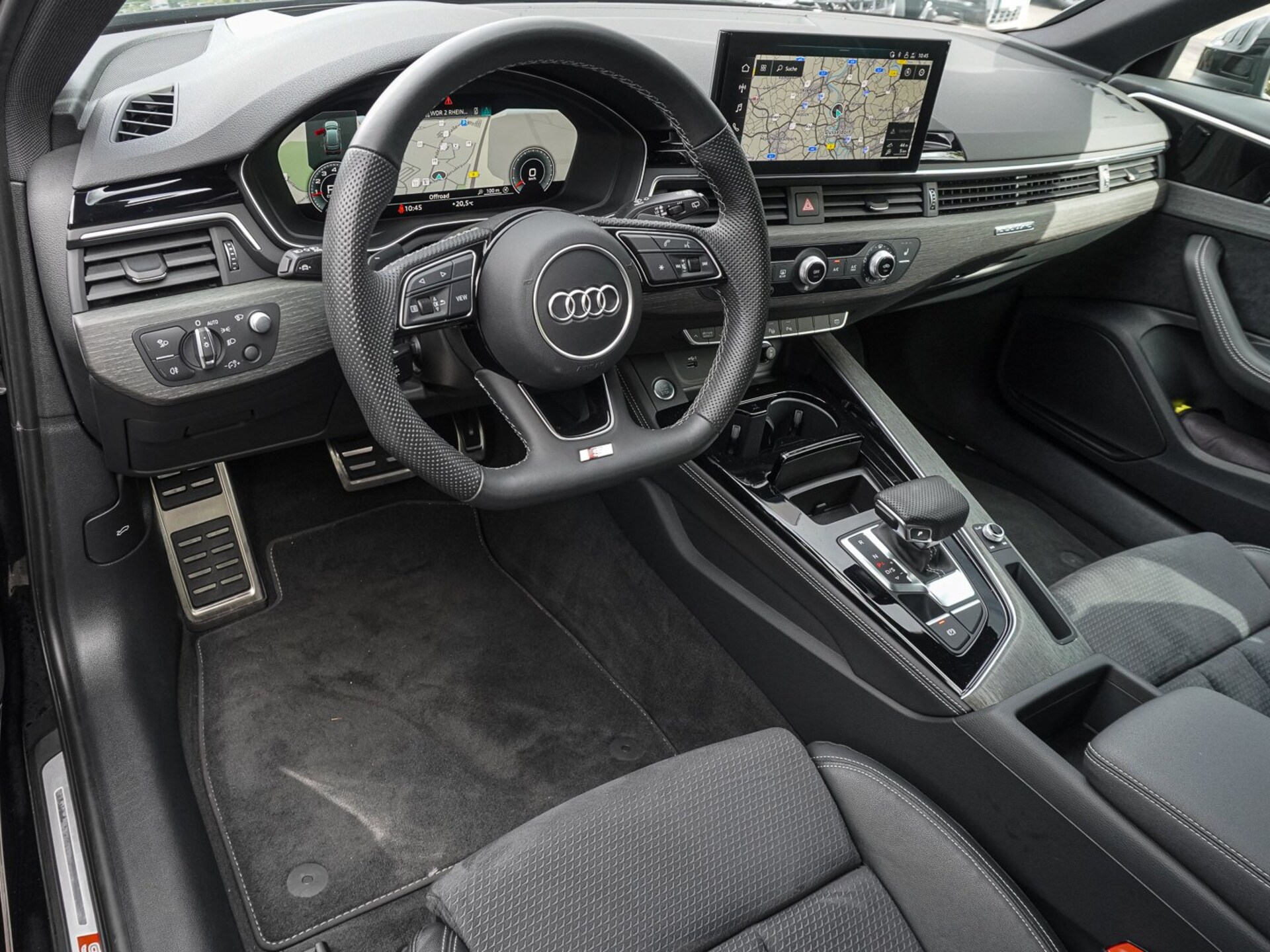 Audi A4 Avant S line