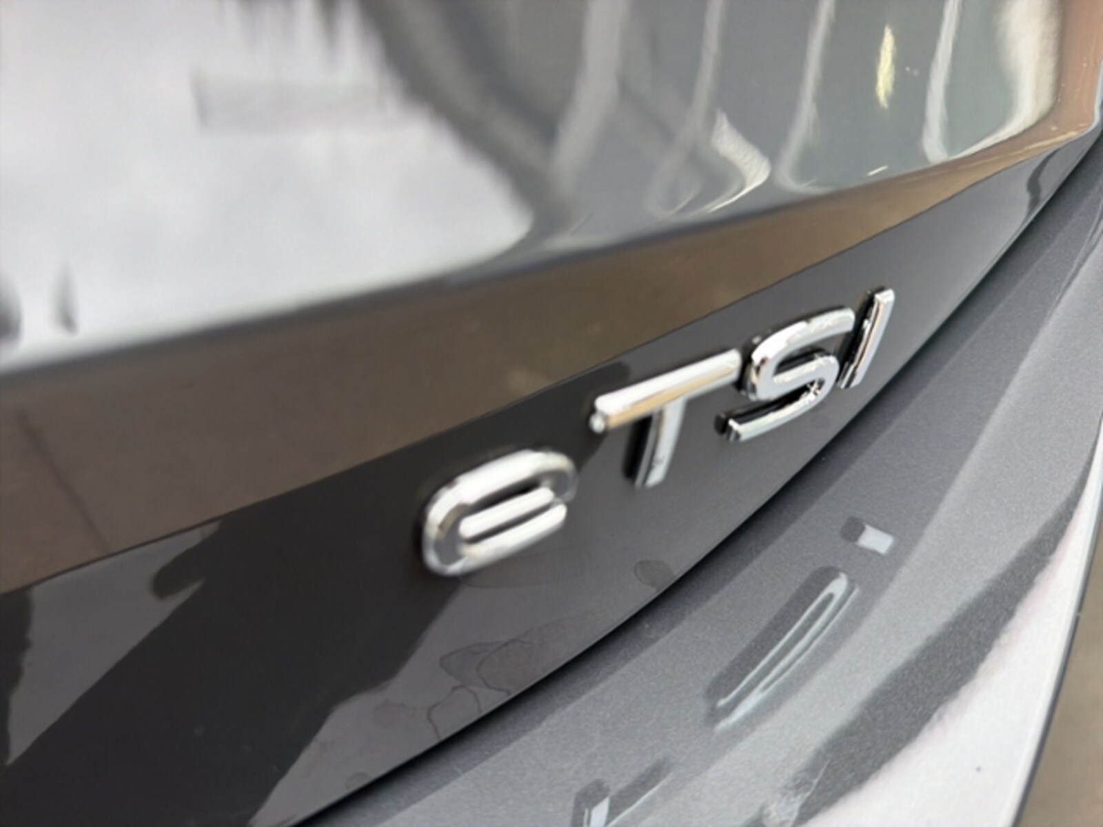 Volkswagen Tiguan – Bild 17