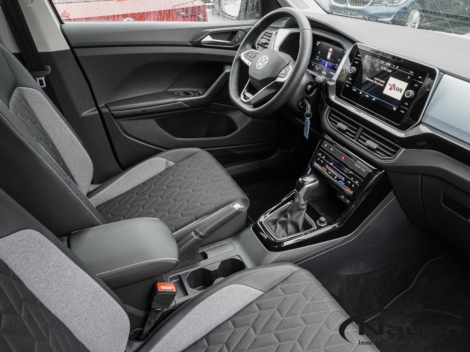Volkswagen T-Cross – Bild 8