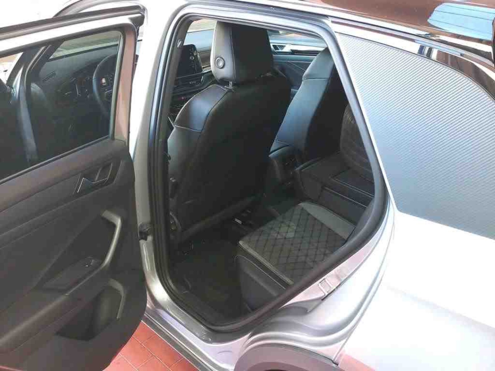 Volkswagen T-Roc – Bild 7