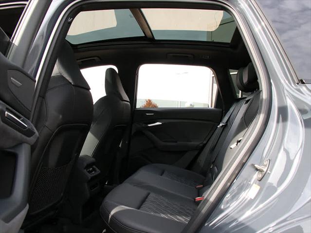 2025 AUDI SQ6 - Image 16