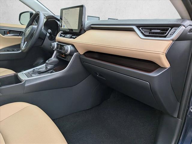 2025 TOYOTA RAV4 - Image 22