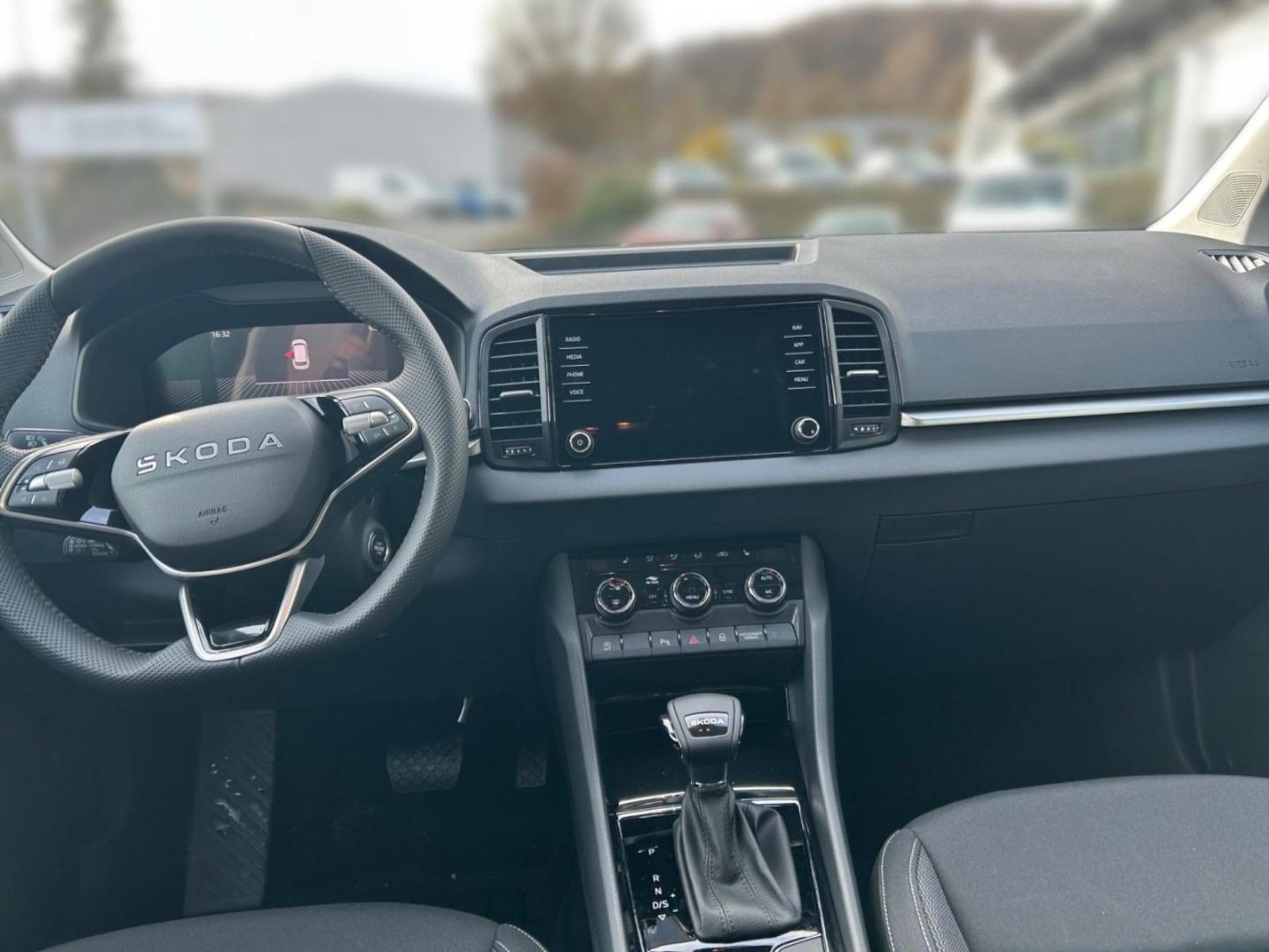 Skoda Karoq Selection