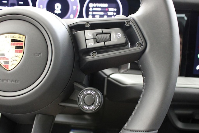 2025 Porsche Cayenne Coup S - Photo 33