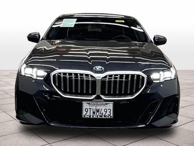 2026 BMW 530i