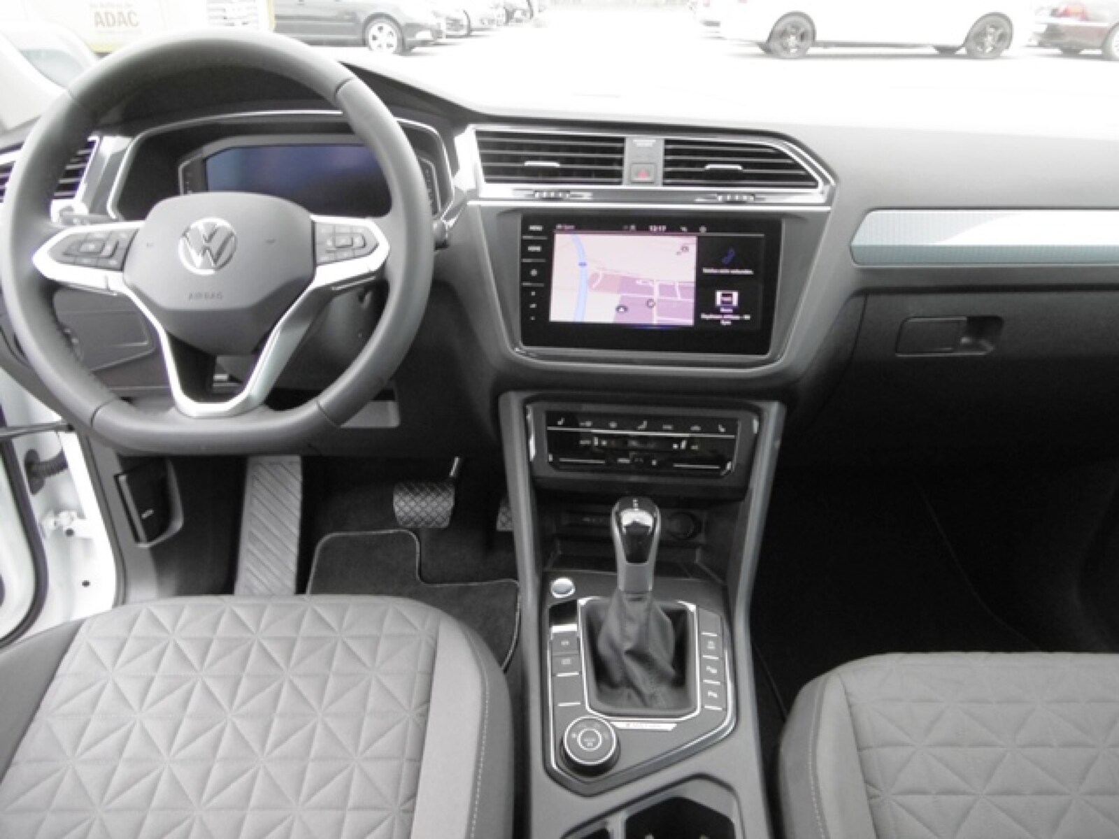 Volkswagen Tiguan – Bild 10