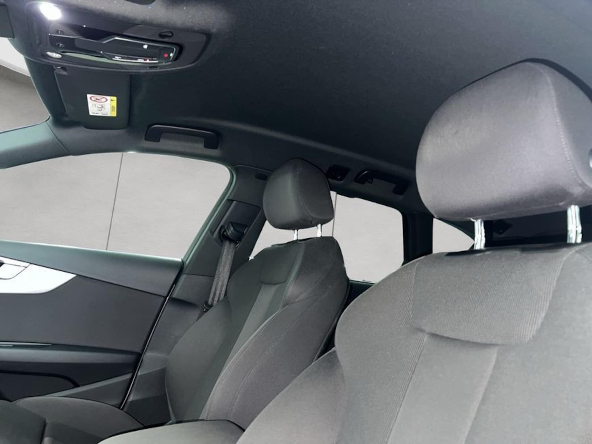 Audi A4 Avant S line