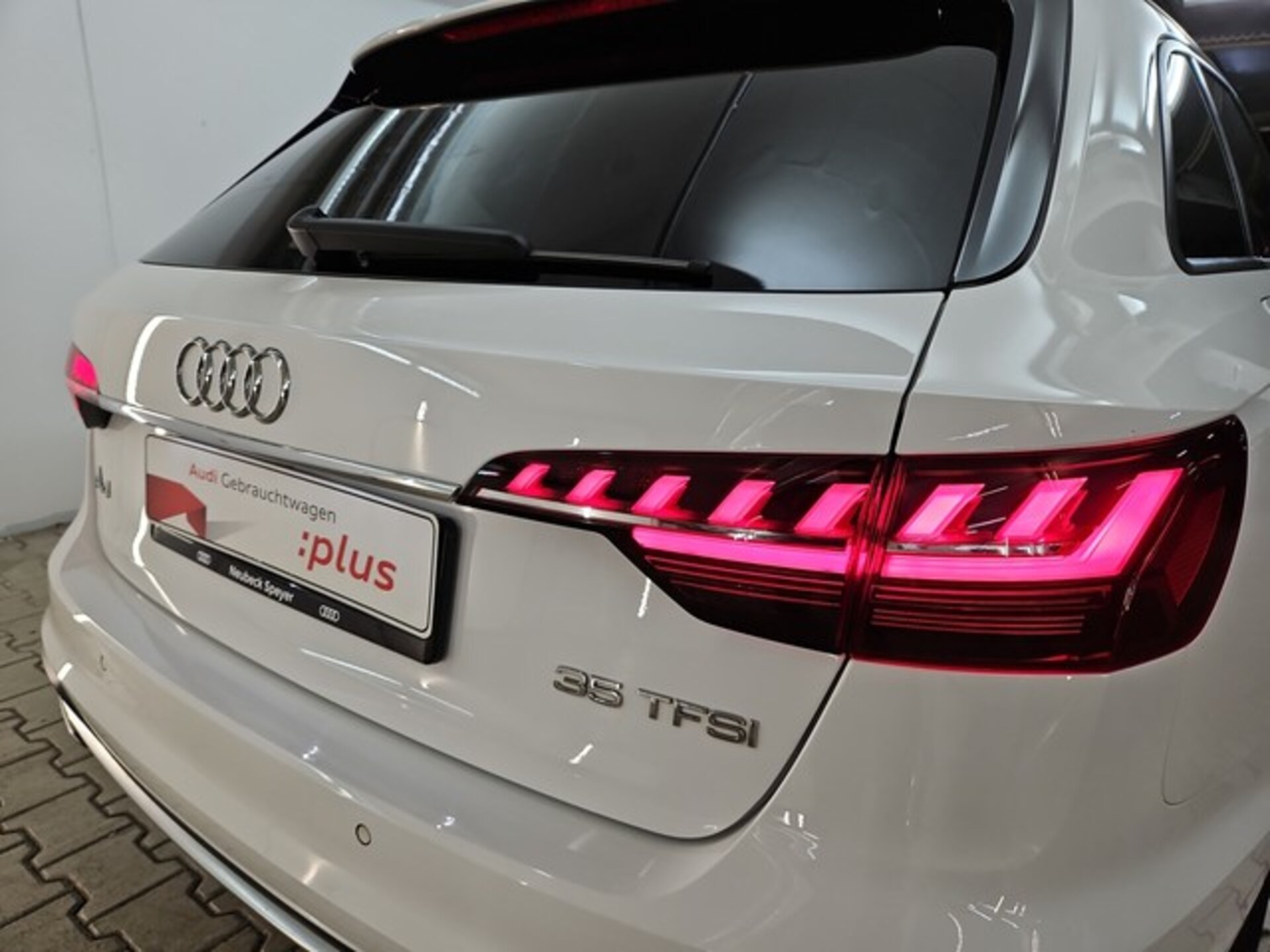 Audi A4 Avant Advanced