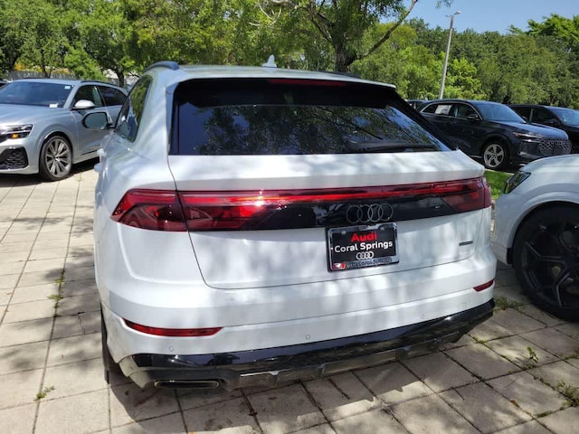 2026 Audi Q8