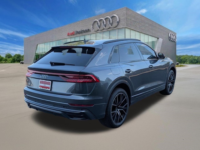 2023 Audi Q8