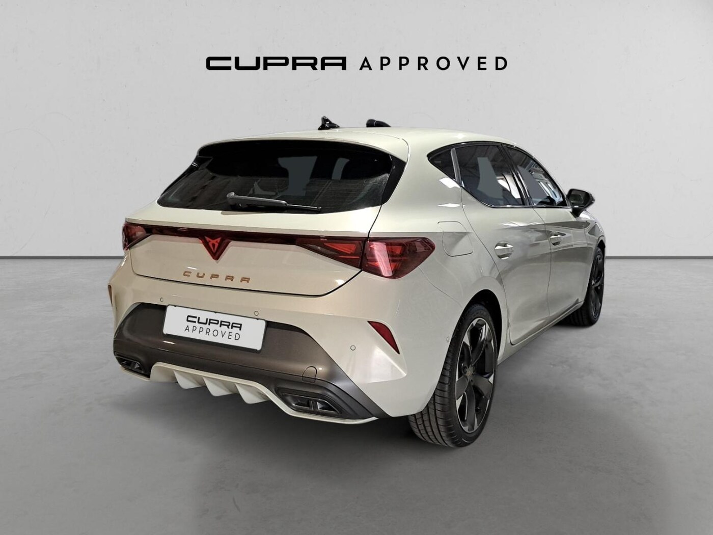CUPRA Leon León 1.5 eTSI DSG 110 kW (150 CV) — photo 14