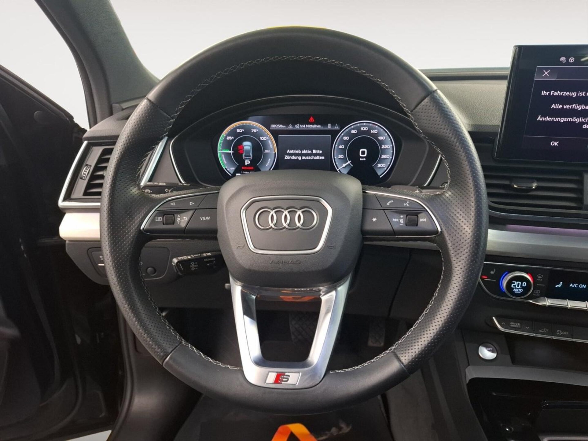 Audi Q5 TFSI e S line