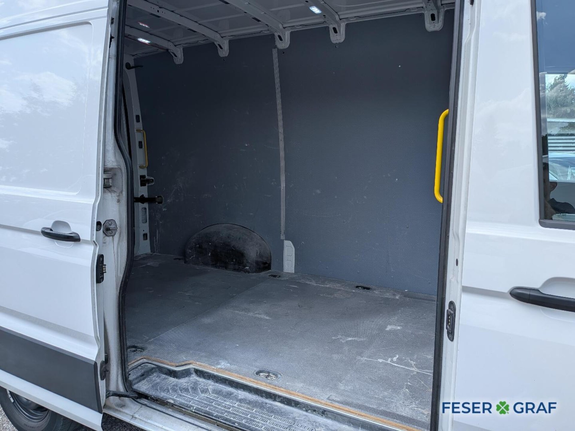 Volkswagen Crafter Kasten mittlerer Radstand